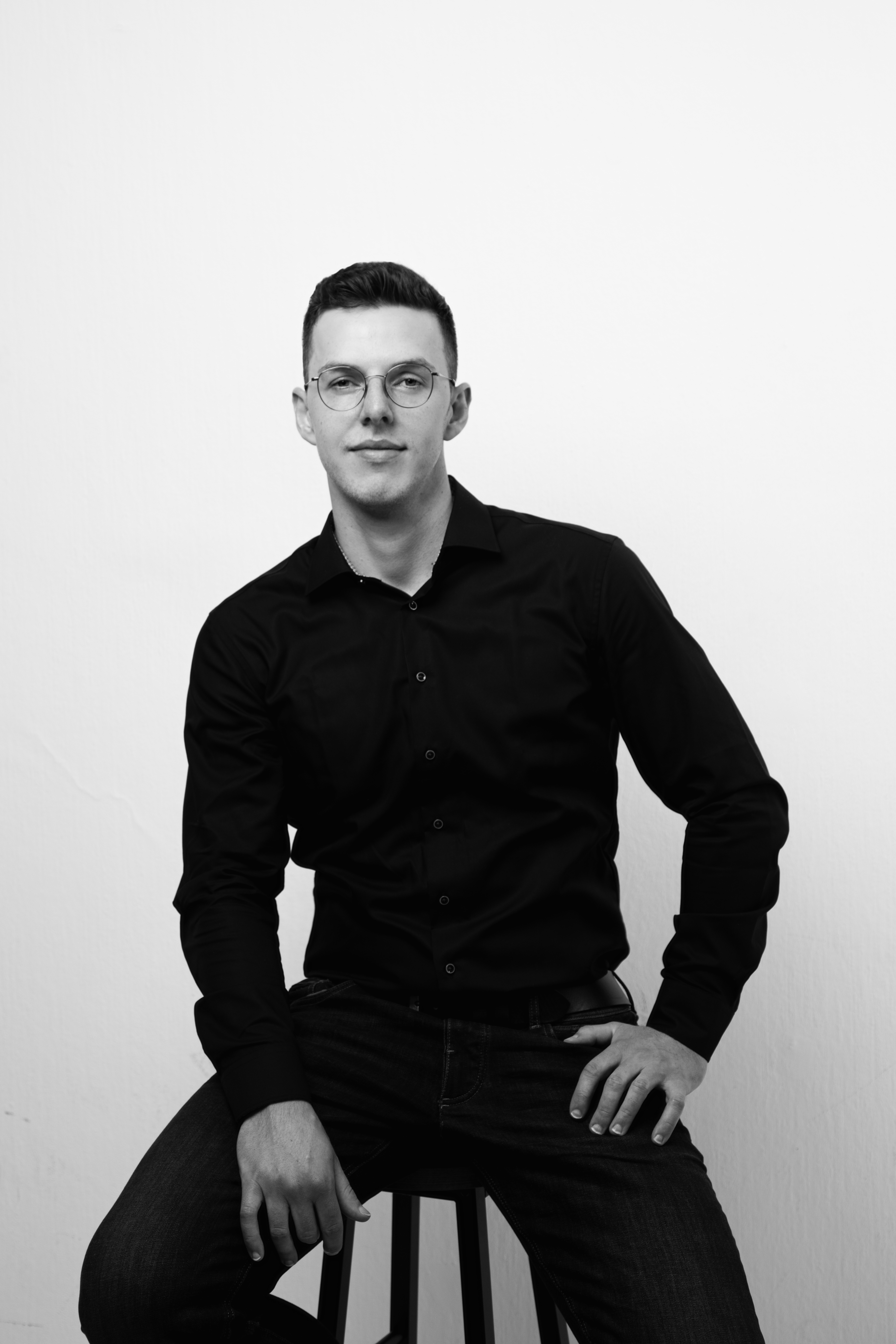 Portrait von Mika Schmidt, IT-Security Experte